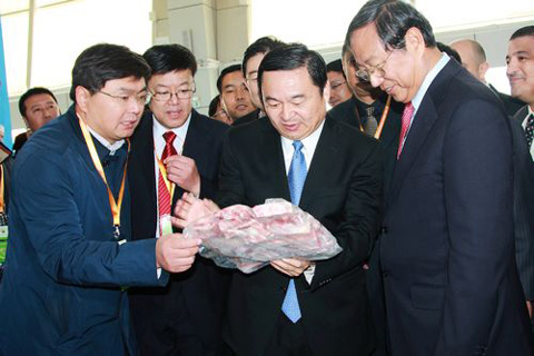 2013国际清真食品及用品展览会隆重开幕