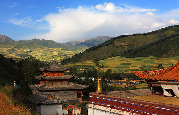     广惠寺,原名郭莽寺,位于大通回族土族自治县