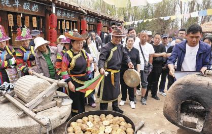 青海互助：“五一”民俗特色体验受热捧