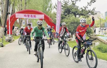 高原生态屏障绿 美丽中国青海行——全省各地开展世界环境日活动