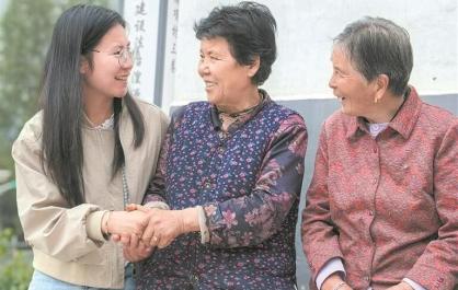 【党旗在基层一线高高飘扬】一心向乡土的“倔”书记——...