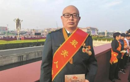 感受国家强盛荣光 坚定高原奉献之志