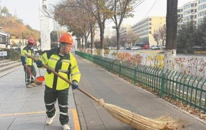 【最美高原奋斗者·最美交通人】手握一把扫帚 清洁一座城市——记西宁市城北区市政公用服务中心清扫员祁成兰