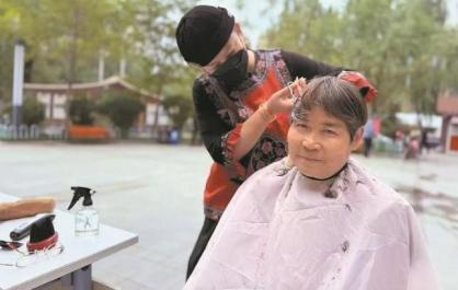 一片真心護夕陽