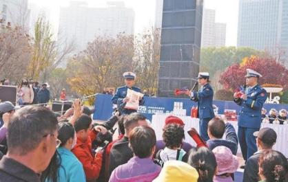 這場(chǎng)消防宣傳“吸睛”更“走心”——2025年青海省消防宣...