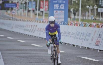 青海女子公路自行车队取得全运会最好成绩