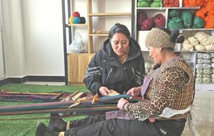 【四中全会精神在基层】把特色产业变成“金饭碗”