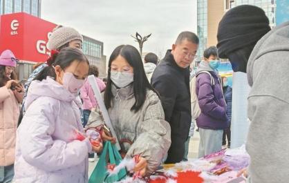 荧光暖冬夜 书香融冰雪——“河湟冬韵·书香夏都”冬春季...