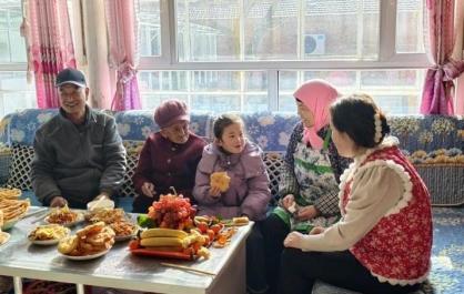 【新春走基层】乡村年味“变奏曲”：四世同堂里的烟火与温情