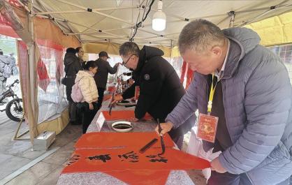 【經(jīng)濟聚焦】青海：迎馬年新春消費市場暖意濃