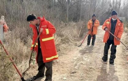 【新春走基層】正月里群山深處忙碌著一群守綠人——記者體驗(yàn)西寧護(hù)林員的一天
