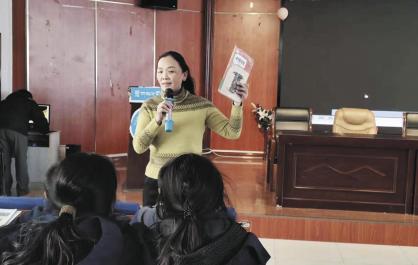 【两会特别报道·京青一家亲】三尺讲台连山海 京玉同心血脉牵