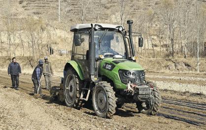 正是春耕“慧”農(nóng)時(shí)