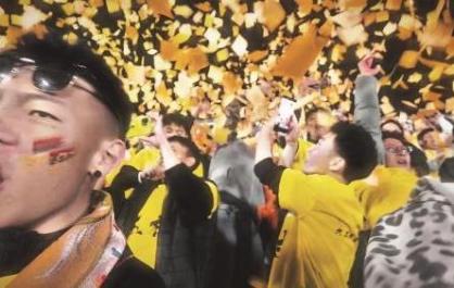 跨越2400多公里 青海草根足球踢进全国顶级群众赛事