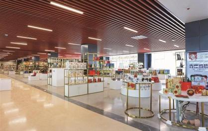 【青海“两山”答卷】生态美 百姓富 青海：绿水青山成了“幸福靠山”