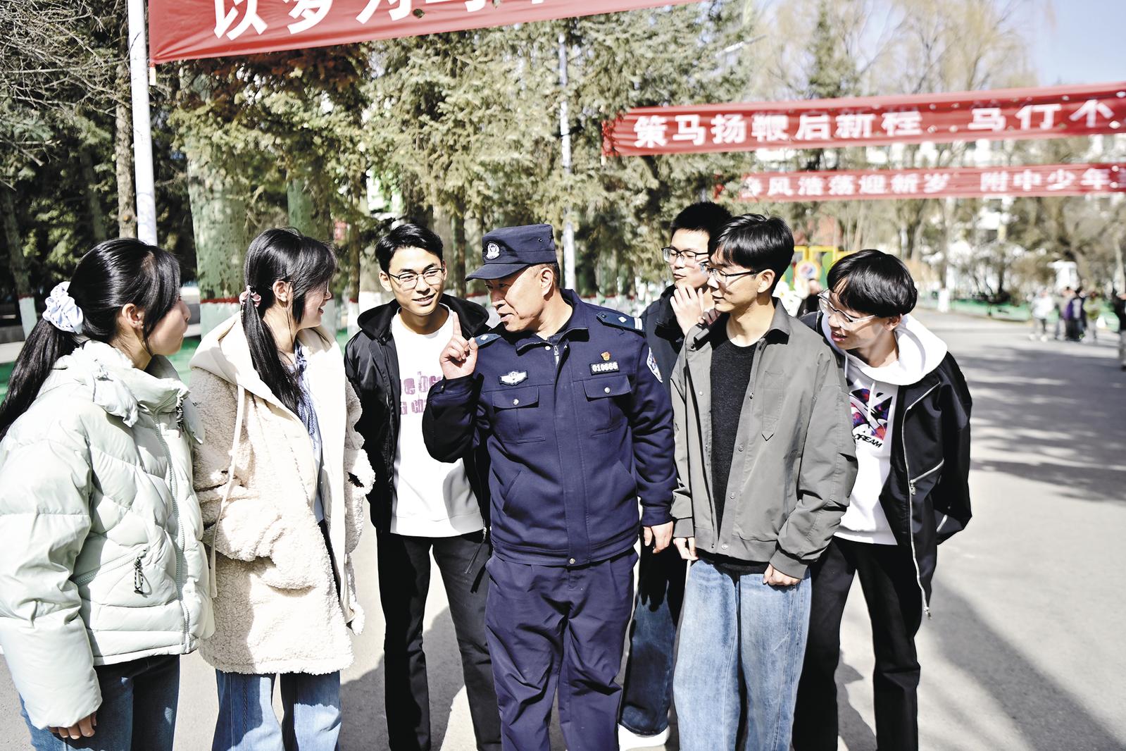 以青春之名，赴时代之约