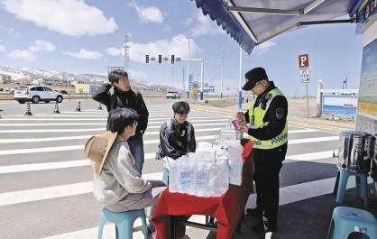 【党旗领航】车轮滚过处 皆是暖心路——青海省交通运输行业社会组织党委党建工作纪实