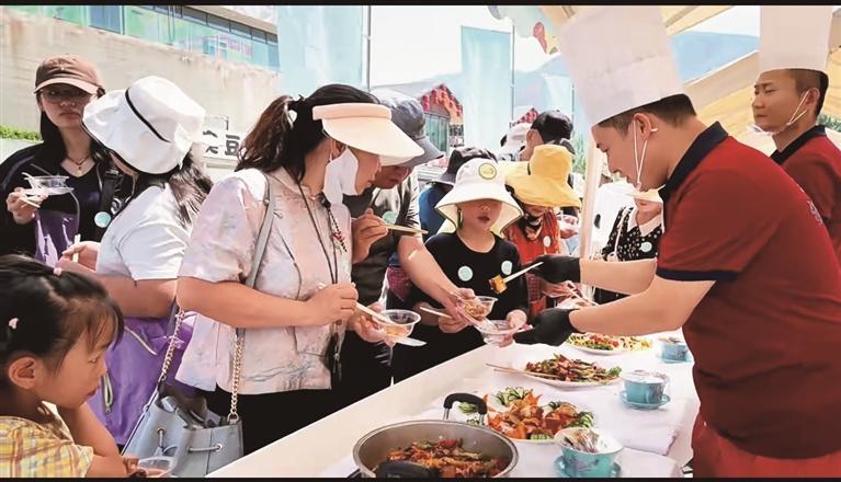400名品鉴官开启夏日美食盛宴