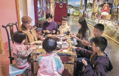 文化盛宴串起家国情怀——青海各地多彩文化活动点亮“双节”假期